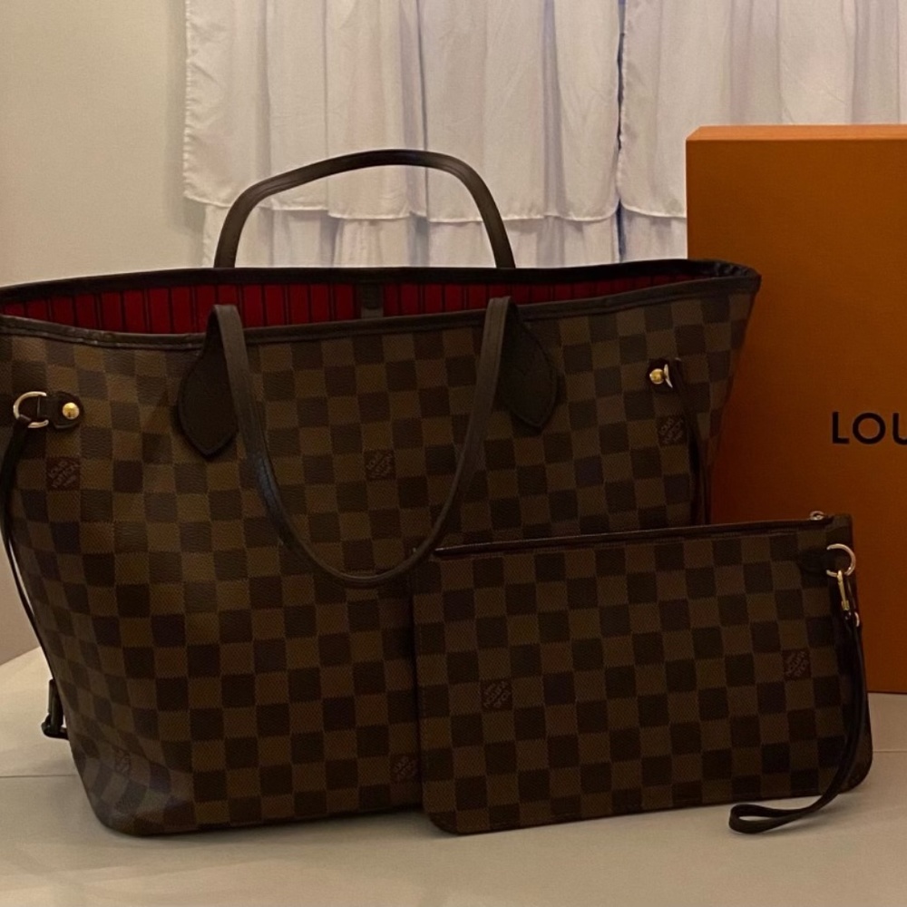 Louis Vuitton Neverfull MM